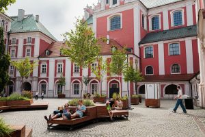 Plac Kolegiacki