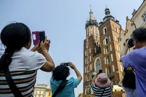 Bazylika Mariacka w Krakowie, turyści 