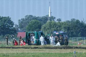 Miejsce katastrofy F-16 na terenie 42. Bazy Lotnictwa Szkolnego w Radomiu