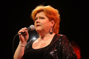 Lora Szafran