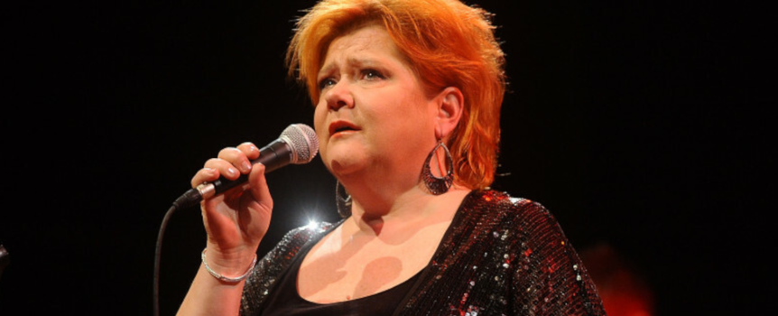 Lora Szafran