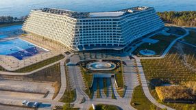 Hoel Gołębiewski w Pobierowie