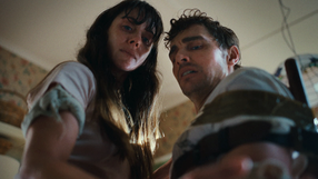Alison Brie i Dave Franco w filmie "Together"