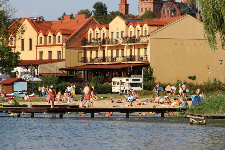 Jezioro Licheńskie w województwie wielkopolskim