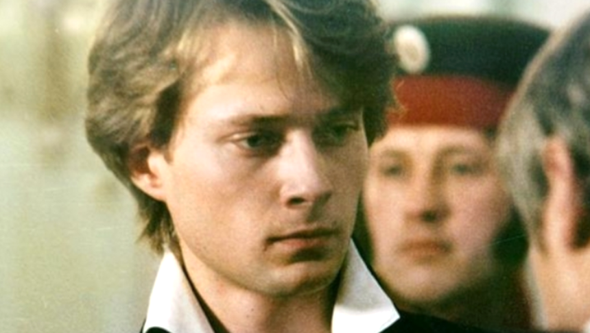 Artur Żmijewski