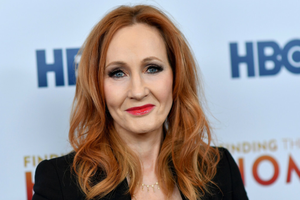 Niepotrzebnie J.K. Rowling mówi takie rzeczy. Fani mogą zbojkotować serial
