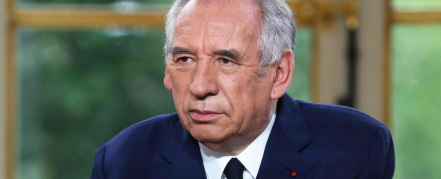 François Bayrou walczy o poparcie przed wotumz zaufania