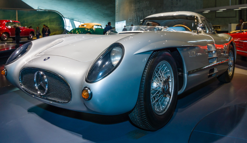 Mercedes-Benz 300 SLR Uhlenhaut Coupe