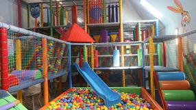 Kontrola sal zabaw. Co naprawdę jedzą maluchy?