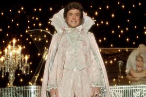 W głośnej biografii zagrał go Michael Douglas. Ukrywał, że miał na imię Władziu