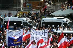 protesty "stop imigracji'