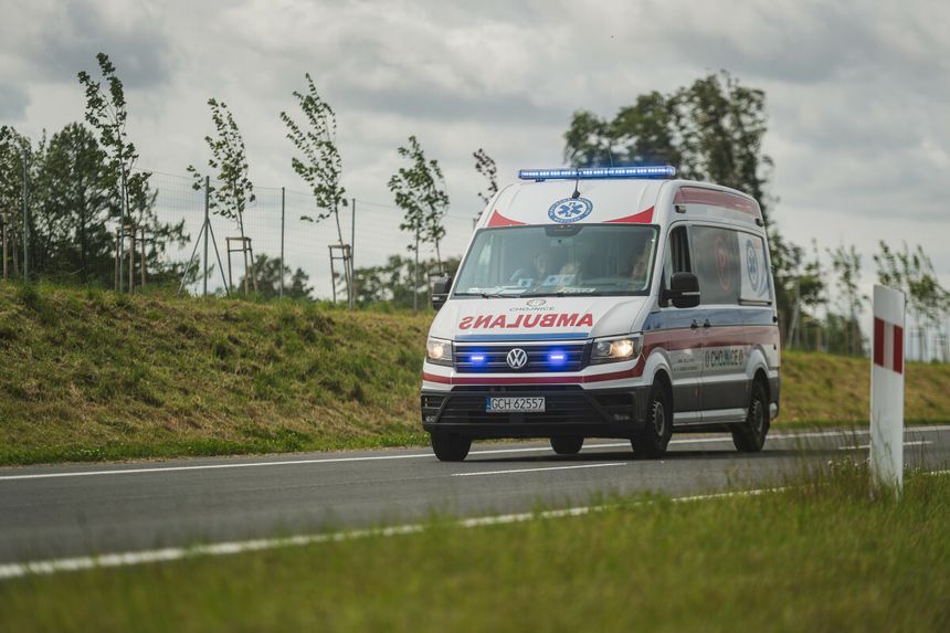 Ambulans (zdjęcie ilustracyjne)