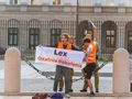 Protest Ostatniego Pokolenia przed Pałacem Prezydenckim