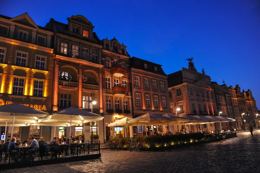 Stary Rynek w Poznaniu nocą