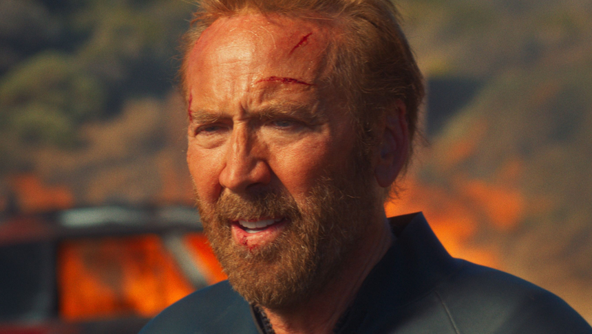 Nicolas Cage w filmie "Surfer"