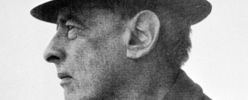 Witold Gombrowicz w kapeluszu