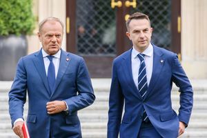 Adam Szłapka, Donald Tusk