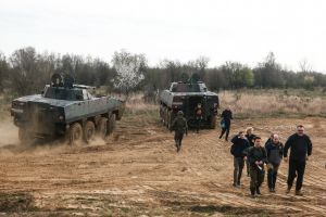 Ćwiczenia na poligonie w Biedrusku