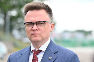 Szymon Hołownia sondaż