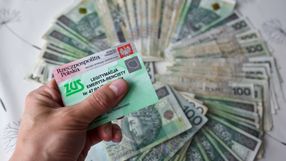 legitymacja ZUS, dowód osobisty i pieniądze