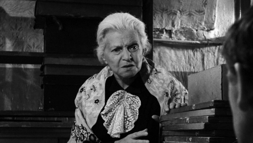 Ida Kamińska, "Sklep przy głównej ulicy" kadr z filmu