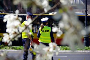 policja, nadzór nad ruchem drogowym w Warszawie