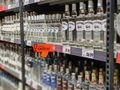 wódka na półkach w sklepie