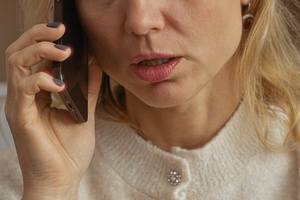 Oszustwo na "utopiony telefon"