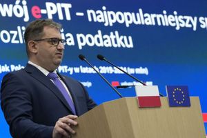 szef KAS Marcin Loboda