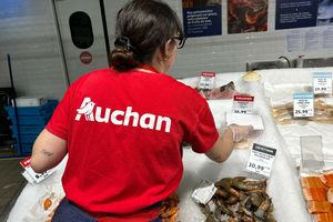 Auchan redukuje etaty w Hiszpanii