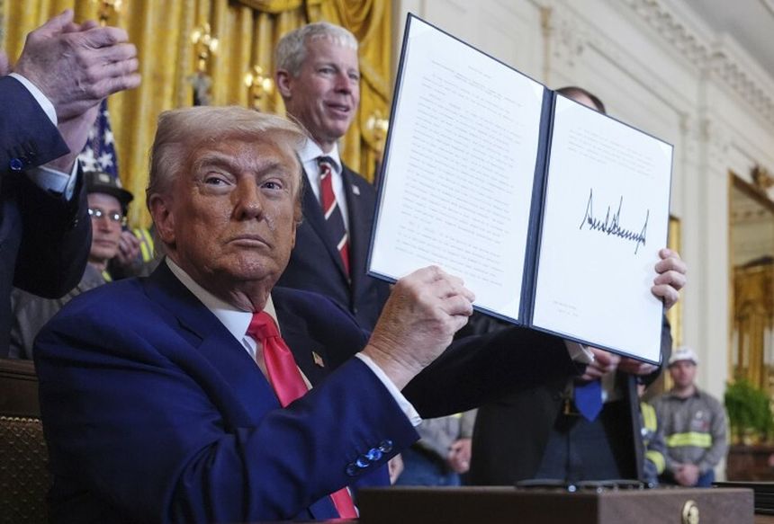 Prezydent USA Donald Trump w Waszyngtonie, 8 kwietnia 2025 r.