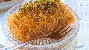 Nowy trend: dubajski kotlet z pistacjowymi frytkami