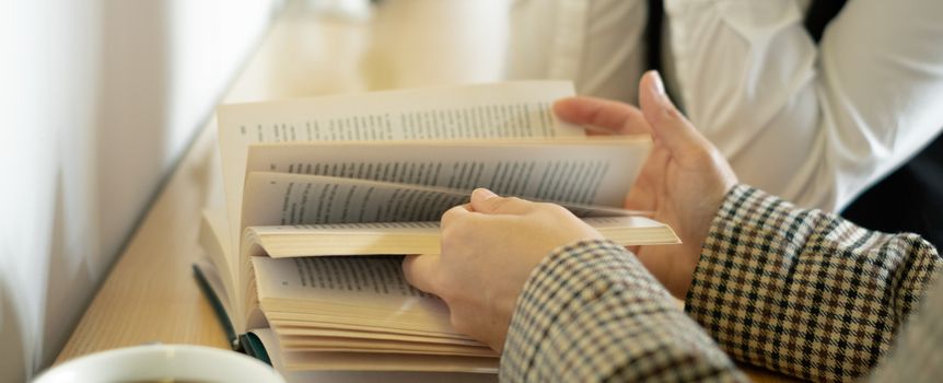 Książki wybrano 100 najważniejszych