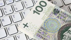 pieniądze na klawiaturze