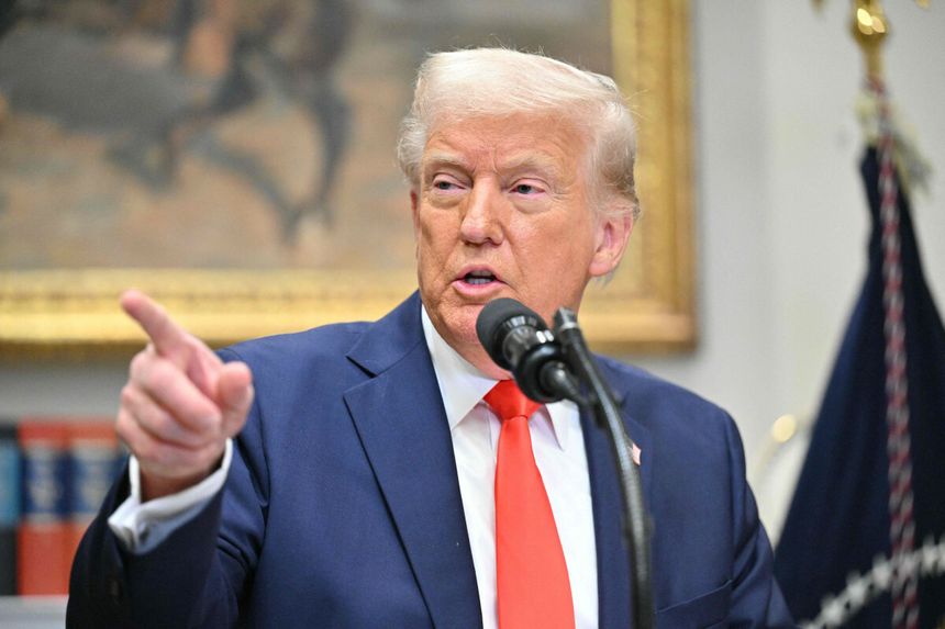 Prezydent USA Donalda Trump w Białym Domu w Waszyngtonie, 3 marca 2025 r.