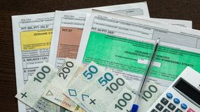 deklaracje PIT, kalkulator i pieniądze