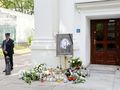 Uroczyste upamiętnienie śmiertelnej ofiary ataku na terenie Kampusu UW