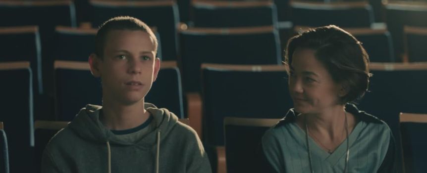 Kadr z serialu "Zły dzieciak"