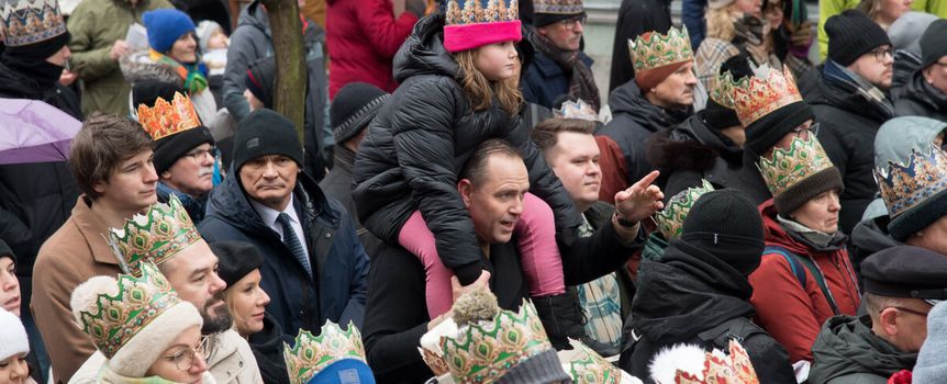 Religijność a teorie spiskowe - nowe badania polskich socjologów