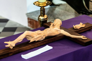 Wielki Post 2025. Czy można imprezować?