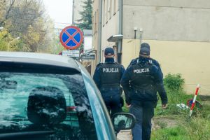 Policja ustaliła dane matki dziecka porzuconego w pustostanie na Bałutach