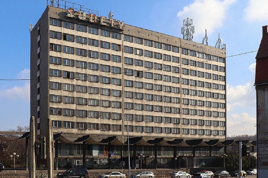 Gmach Hotelu Sudety w Wałbrzychu