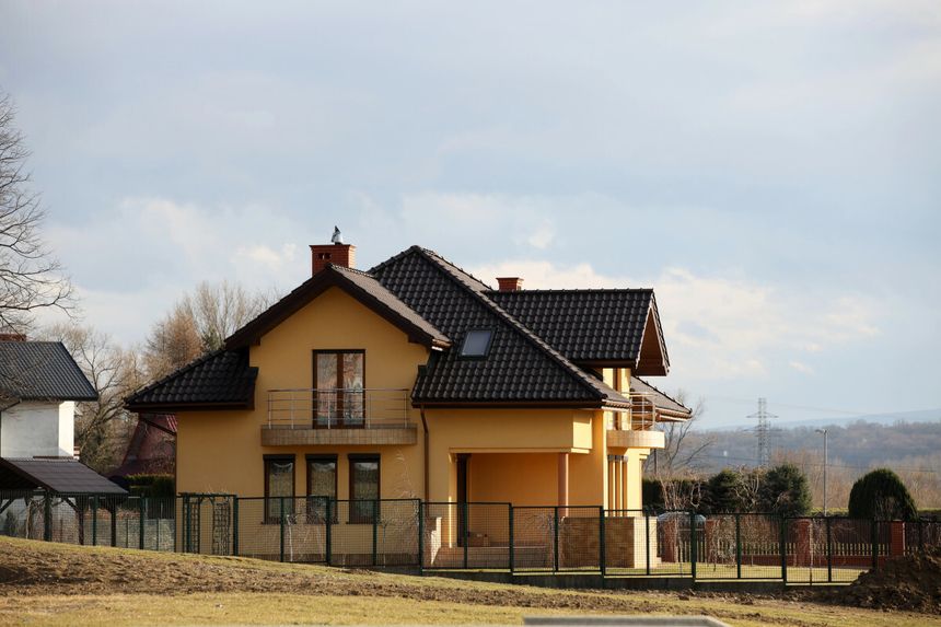 dom na działce