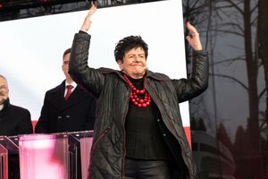 Kandyduje na prezydenta Polski. Niewiele osób wie, że wystąpiła w popularnej bajce