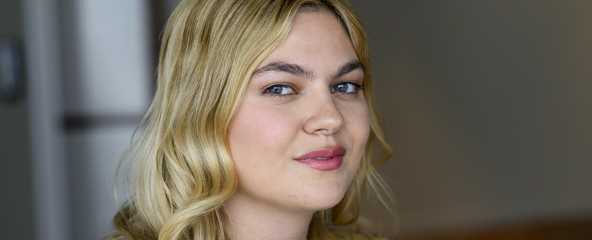 Louane - reprezentantka Francji w 69. Konkursie Piosenki Eurowizji