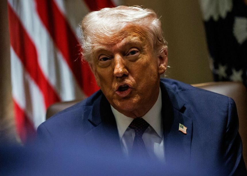 Prezydent USA Donald Trump w Waszyngotnie, 24 marca 2025 r.