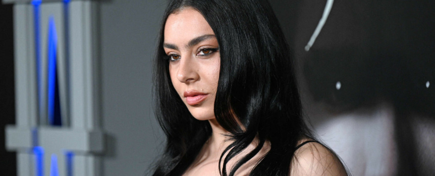 Charli XCX portret 2025
