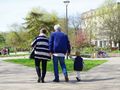 Kiedy można wnioskować o alimenty od dziadków?
