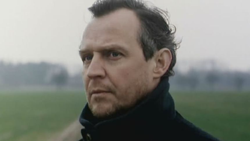 Marek Kondrat w filmie "Nic śmiesznego"