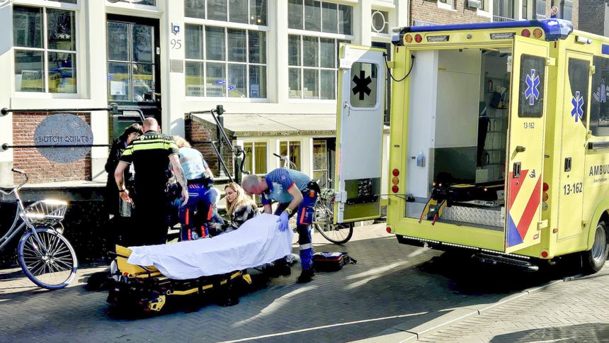 Holandia. Atak nożownika w Amsterdamie